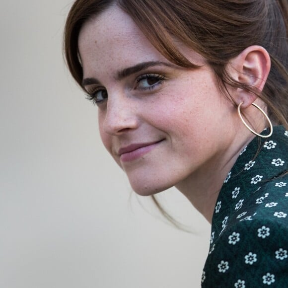 Emma Watson - Les participants à la réunion du conseil consultatif pour l'égalité entre les femmes et les hommes sont accueillis par B.Macron au palais de l'Elysée à Paris le 19 février 2019. © Cyril Moreau / Bestimage