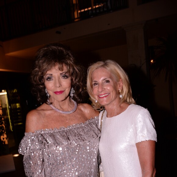 Exclusif - Joan Collins et Jamie McCourt (ambassadrice des Etats-Unis en France) lors de l'anniversaire de Massimo Gargia (79 ans) à l'hôtel de Paris Saint-Tropez, Côte d'Azur, France, le 20 août 2019. © Rachid Bellak/Bestimage