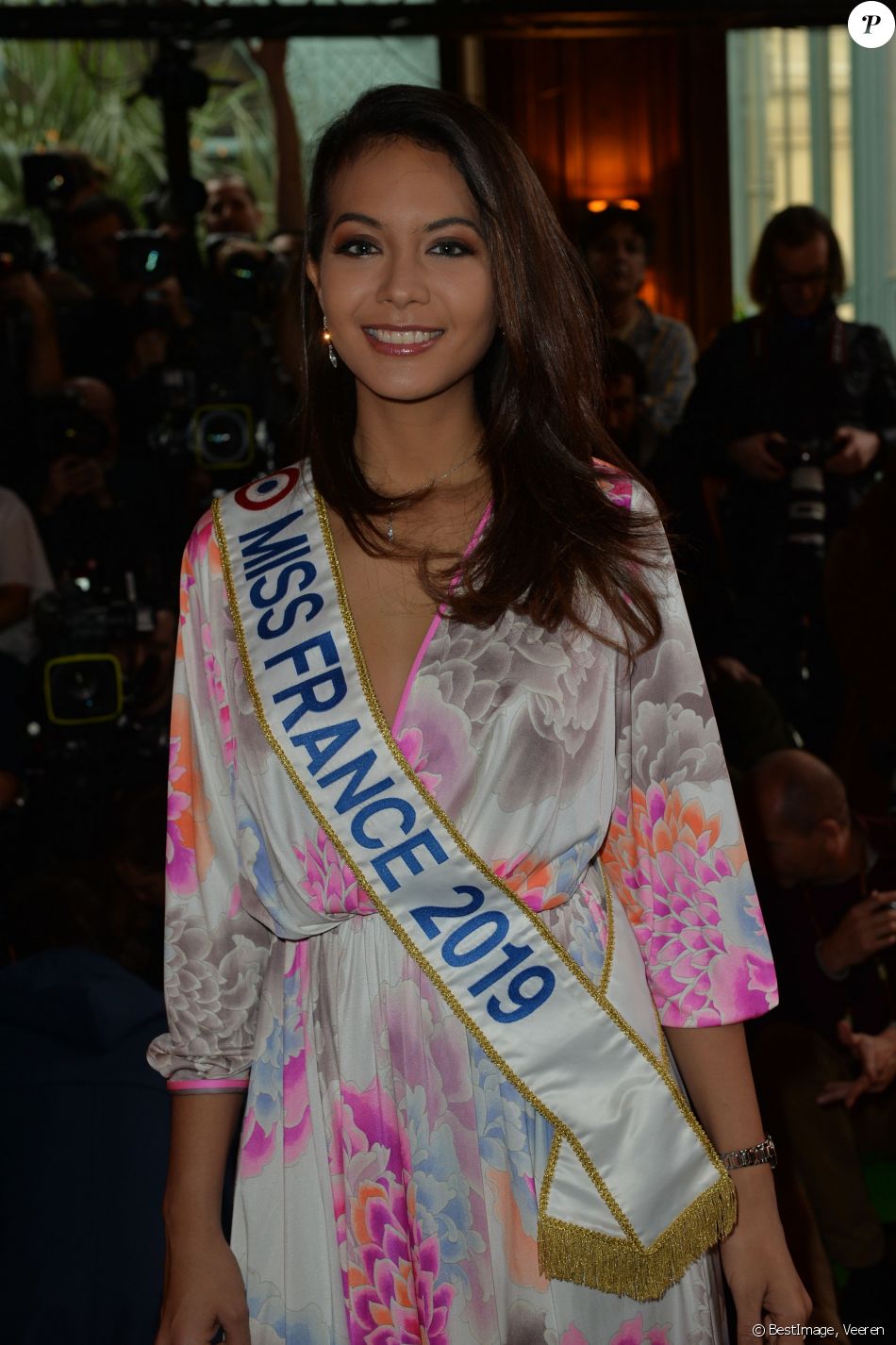 vaimalama-chaves-miss-france-2019-people-au-d-fil-de-mode-pr-t