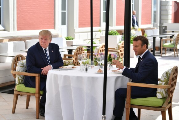 Bilatérale entre le président américain Donald Trump et le président français Emmanuel Macron à l'hôtel du Plais lors du G7 à Biarritz, France, le 24 août 2019. © Jacques Witt/Pool/Bestimage