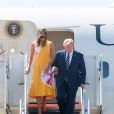 Le président Donald Trump et sa femme Melania arrivent à l'aéroport de Biarritz pour assister au sommet du G7 le 24 août 2019.