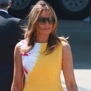 Le président Donald Trump et sa femme Melania arrivent à l'aéroport de Biarritz pour assister au sommet du G7 le 24 août 2019.