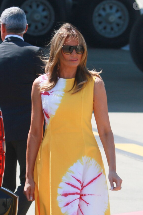 Le président Donald Trump et sa femme Melania arrivent à l'aéroport de Biarritz pour assister au sommet du G7 le 24 août 2019.