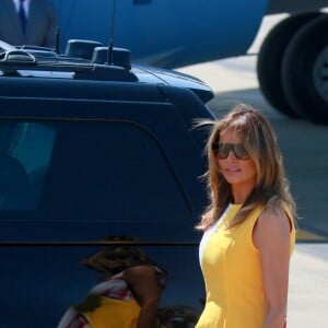 Le président Donald Trump et sa femme Melania arrivent à l'aéroport de Biarritz pour assister au sommet du G7 le 24 août 2019.