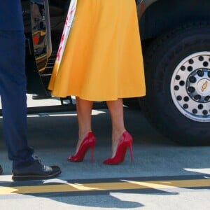 Le président Donald Trump et sa femme Melania arrivent à l'aéroport de Biarritz pour assister au sommet du G7 le 24 août 2019.