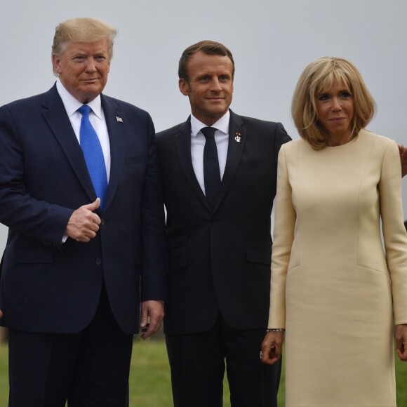 Le président français Emmanuel Macron, sa femme la Première Dame Brigitte Macron, le président des Etats-Unis Donald Trump et sa femme la Première Dame Melania Trump lors de l'accueil informel au sommet du G7 à Biarritz, France, le 24 août 2019.