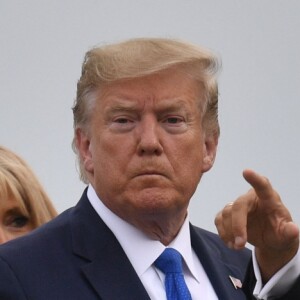 Le président français Emmanuel Macron, sa femme la Première Dame Brigitte Macron, le président des Etats-Unis Donald Trump et sa femme la Première Dame Melania Trump lors de l'accueil informel au sommet du G7 à Biarritz, France, le 24 août 2019.