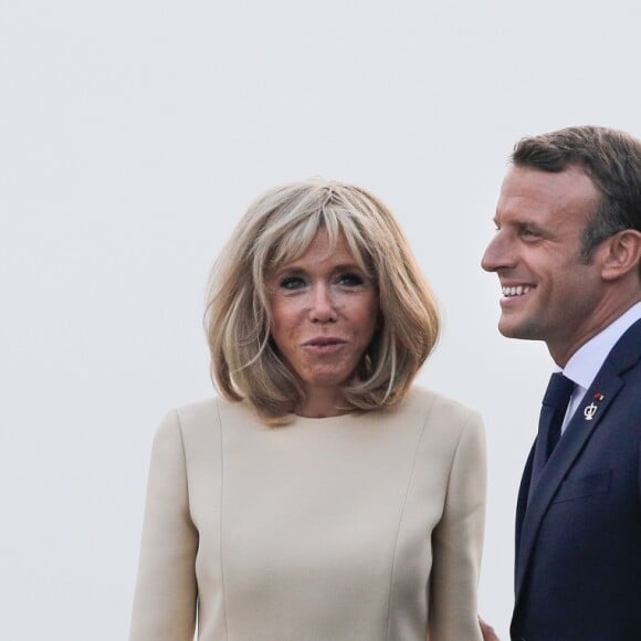 Le président français Emmanuel Macron et sa femme la Première Dame Brigitte Macron lors de l'accueil informel au sommet du G7 à Biarritz, France, le 24 août 2019. © Thibaud Moritz/Pool/Bestimage