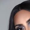 Kim Kardashian pose pour la nouvelle campagne de sa marque de cosmetiques KKW.