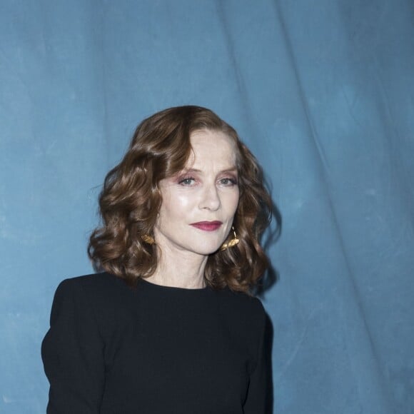 Isabelle Huppert au défilé Givenchy "Collection Prêt-à-Porter Printemps/Eté 2019" lors de la Fashion Week de Paris (PFW), à Paris, France, le 30 septembre 2018. © Olivier Borde/Bestimage