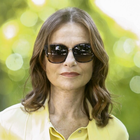 Isabelle Huppert au photocall de la conférence de presse du prix Dialogo 2018 à l'ambassade de France à Madrid, Espagne le 19 juin 2018.