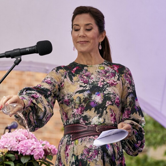 La princesse Mary de Danemark inaugurait le 15 août 2019 le festival des fleurs à Odense, baptisant à cette occasion une nouvelle variété d'hortensias.