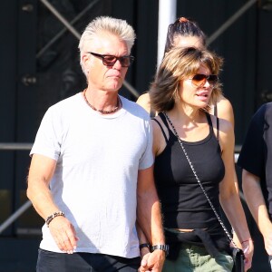 Lisa Rinna, son mari Harry Hamlin se promènent dans le quartier de Tribeca à New York, le 16 août 2019.