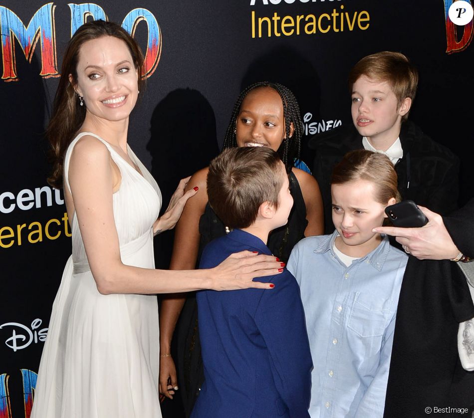 Angelina Jolie Et Ses Enfants Zahara Shiloh Vivienne Et Knox Jolie