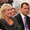 Marine Le Pen et Louis Aliot à Paris en 2011. 