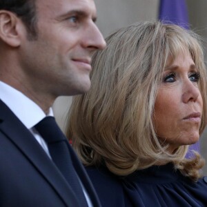 Le président Emmanuel Macron, la première dame Brigitte Macron - Le président de la République française et sa femme accueillent le roi et la reine de Jordanie au palais de l'Elysée à Paris le 29 mars 2019. © Stéphane Lemouton / Bestimage