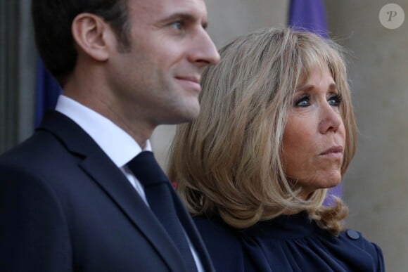 Le président Emmanuel Macron, la première dame Brigitte Macron - Le président de la République française et sa femme accueillent le roi et la reine de Jordanie au palais de l'Elysée à Paris le 29 mars 2019. © Stéphane Lemouton / Bestimage