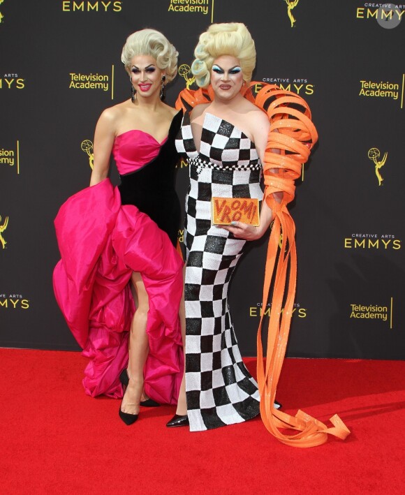 Nina West, Brooke Lynn Hayes (RuPaul's Drag Race saison 11) à la soirée des "2019 Creative Arts Emmy Awards" au Microsoft Theater à Los Angeles, Californie, Etats-Unis, le 14 septembre 2019.