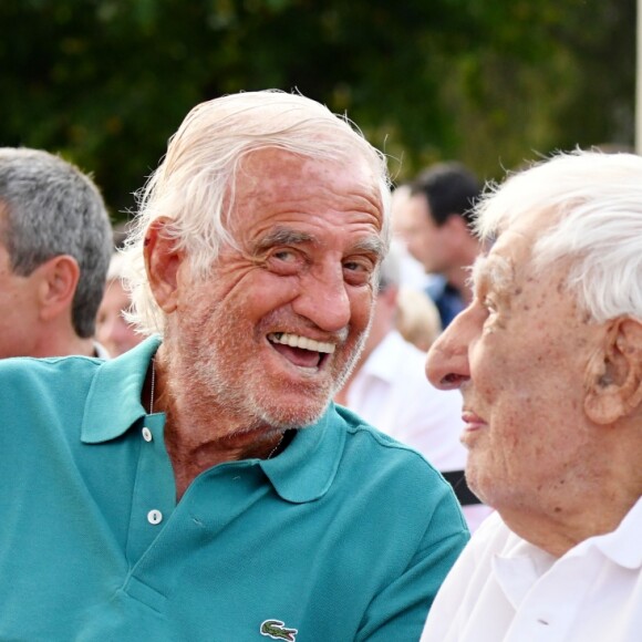 Exclusif - Jean-Paul Belmondo sa fille Stella, Charles Gérard et Adil Rami - Gala de boxe "No Limit Episode IX" organisé par B. Asloum (ancien champion du monde de boxe) en plein air au théâtre Tivol au Cannet le 18 juillet 2019. © Bruno Bebert/Bestimage