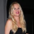 Jake Marcus et Nicollette Sheridan - Nicollette Sheridan quitte le restaurant "Craig's" avec son compagnon J. Marcus à Los Angeles, le 16 septembre 2019.