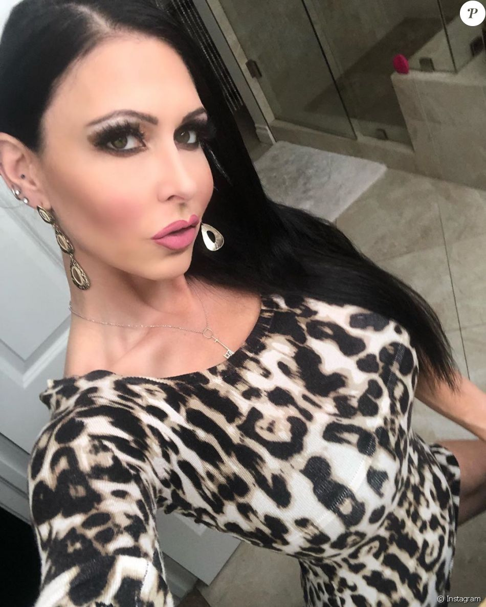 La Pornstar Jessica Jaymes Selfie Issu De Son Compte Instagram Août