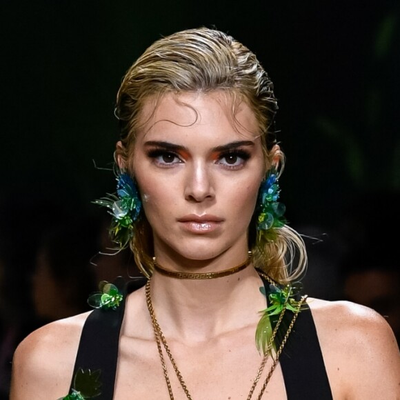 Kendall Jenner - Défilé Versace Collection Prêt-à-Porter Printemps/Eté 2020 lors de la Fashion Week de Milan, le 20 septembre 2019.