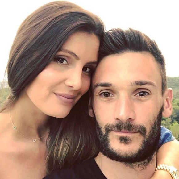 Hugo Lloris et sa femme Marine (ici : photo Instagram du 7 août 2018 pour l'anniversaire de Marine) ont accueilli le 20 septembre 2019 leur troisième enfant et leur premier garçon, Léandro.