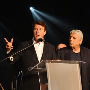 Enrico Macias en concert à Nice le 22 septembre 2019, dans le cadre de la 10ème édition de " Au Soleil des deux rives ". © Bruno Bebert/Bestimage