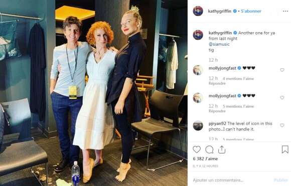 Sia pose sans perrque avec Kathy Griffin, dans les coulisses de la soirée "Hearts Of Gold" organisée le 21 septembre 2019 à Los Angeles.