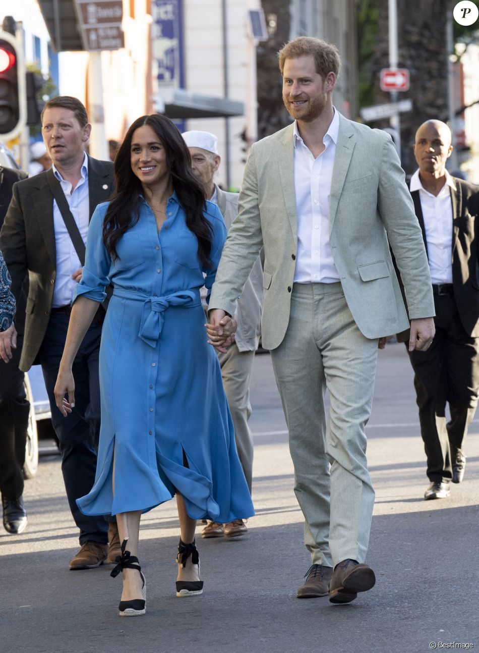 Le prince Harry et Meghan Markle, en robe Veronica Beard, visitent le quartier de Bo Kaap dit &quot;Cape Malay&quot; au Cap, Afrique du Sud, le 23 septembre 2019.
