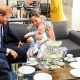 Le prince Harry et Meghan Markle, en robe Club Monaco, avec leur fils Archie ont rencontré l'archevêque Desmond Tutu et sa femme à Cape Town, Afrique du Sud. Le 25 septembre 2019