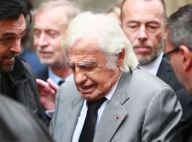 Obsèques de Charles Gérard : Jean-Paul Belmondo effondré et soutenu par sa fille