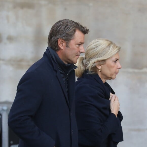 François Baroin et sa compagne Michèle Laroque - Arrivées en l'église Saint-Sulpice pour les obsèques de l'ancien président de la République Jacques Chirac à Paris. Un service solennel sera présidé par le président de la République. Le 30 septembre 2019 © Dominique Jacovides / Bestimage