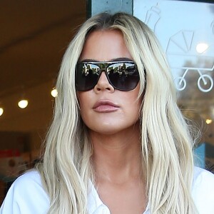 Khloé Kardashian est allée faire du shopping au magasin pour enfants Juvenile Shop dans le quartier de Sherman Oaks à Los Angeles, le 3 octobre 2019.
