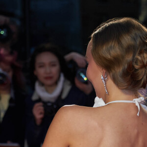 Lily-Rose Depp à la première du film Netflix's "Le Roi" lors de la 63e édition du festival BFI du film de Londres au cinéma Odeon Luxe Leicester Square à Londres, Royaume Uni, le 3 octobre 2019.