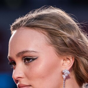 Lily-Rose Depp à l'avant-première du film "Le Roi" à Londres, le 3 octobre 2019.