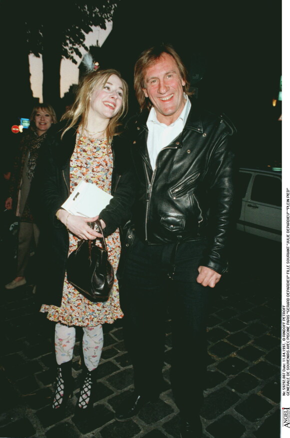 Gérard et Julie Depardieu en 1997, à Paris. 