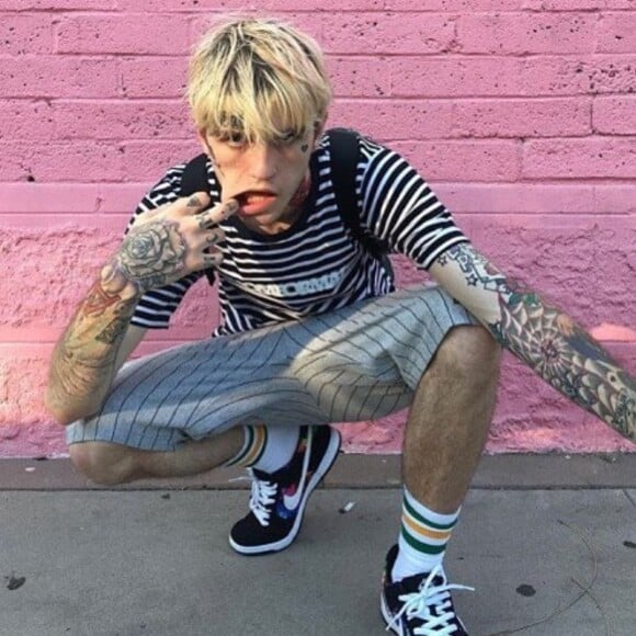 Lil Peep pose sur Instagram.