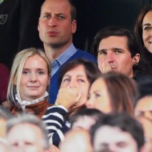 Le prince William, duc de Cambridge, Catherine (Kate) Middleton, duchesse de Cambridge et leurs enfants, le prince George et la princesse Charlotte, assistent à un match de Premier League opposant Norwich City à Aston Villa au stade Carrow Road, à Norwich, Royaume Uni, le 5 octobre 2019.