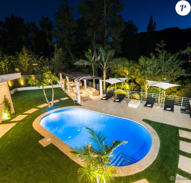 Lea Michele a mis en vente sa chic villa de Los Angeles pour 3,15 millions de dollars. Octobre 2019.