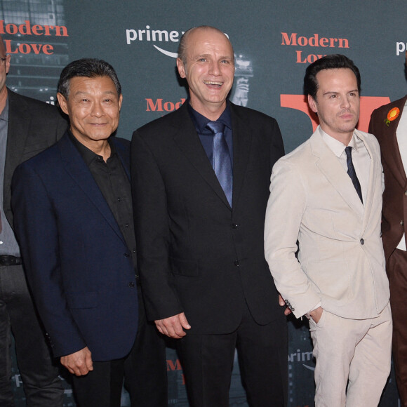 James Saito, Laurentiu Possa, Andrew Scott, Brandon Kyle Goodman, Anne Hathaway, Cristin Milioti, Emmy Rossum et Gary Carr à la soirée Museum of Modern Love à New York, le 10 octobre 2019.