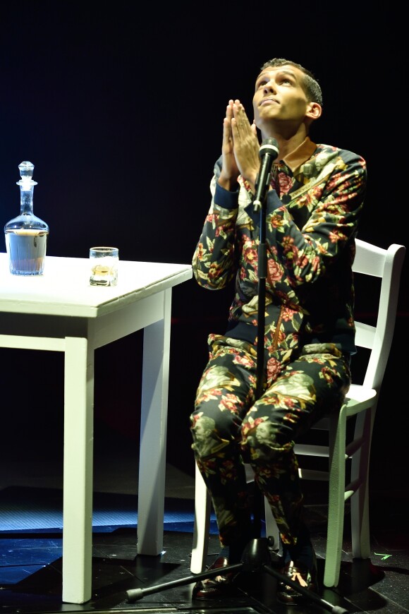 Stromae sur le plateau de l'émission télé "Che tempo che fa" à Milan en Italie le 14 décembre 2014.