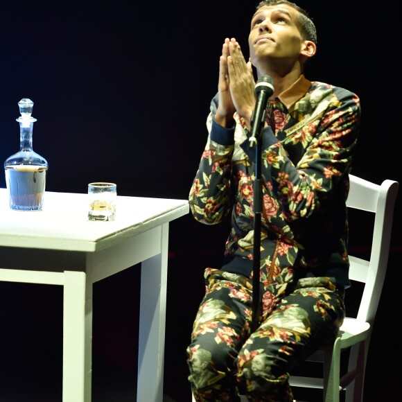 Stromae sur le plateau de l'émission télé "Che tempo che fa" à Milan en Italie le 14 décembre 2014.