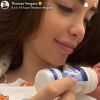 Nabilla donne son premier biberon à Milann le 12 octobre 2019.