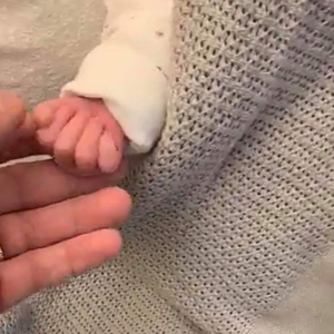Nabilla a donné naissance à Milann le 11 octobre 2019.