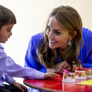 Catherine (Kate) Middleton, duchesse de Cambridge, visite une école publique à Islamabad dans le cadre de leur visite officielle de 5 jours au Pakistan. Islamabad, le 15 octobre 2019.  Catherine (Kate) Middleton, Duchess of Cambridge, visit a public school in Islamabad as part of their five-day official visit to Pakistan. Islamabad, October 15, 2019.15/10/2019 - Islamabad