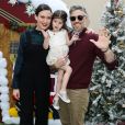 Odette Annable avec son mari Dave Annable et leur fille Charlie Mae Annable - Les célébrités posent lors de la soirée "Brooks Brothers Annual Holiday Celebration" à Los Angeles on december 9, 2018.