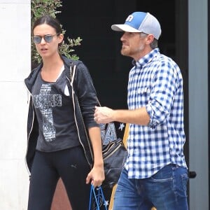 Exclusif - Dave Annable et sa femme Odette Annable font du shopping à Beverly Hills, le 28 juin 2016.