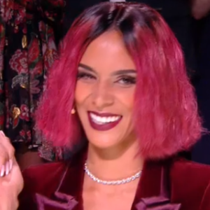 Shy'm en total look rouge dans l'émission "Danse avec les stars 2019" sur TF1. Le 5 octobre 2019.