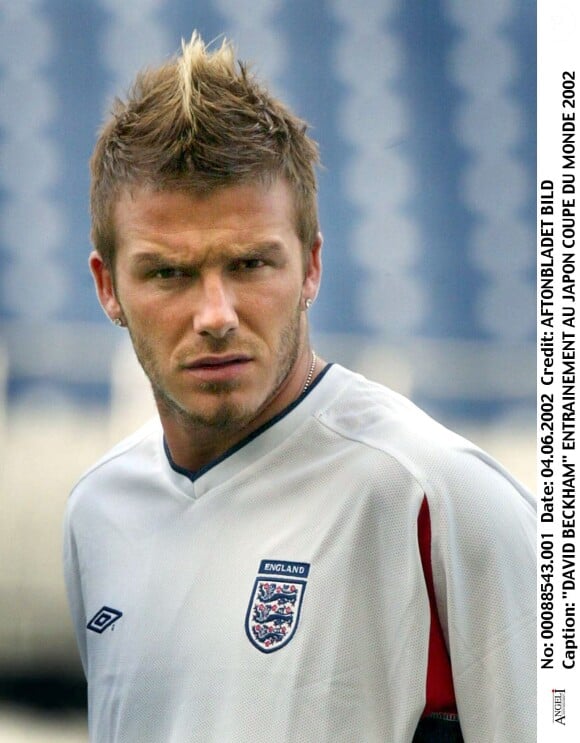 David Beckham lors de l'entraînement de l'équipe d'Angleterre pendant la Coupe du monde au Japon le 4 juin 2002.
